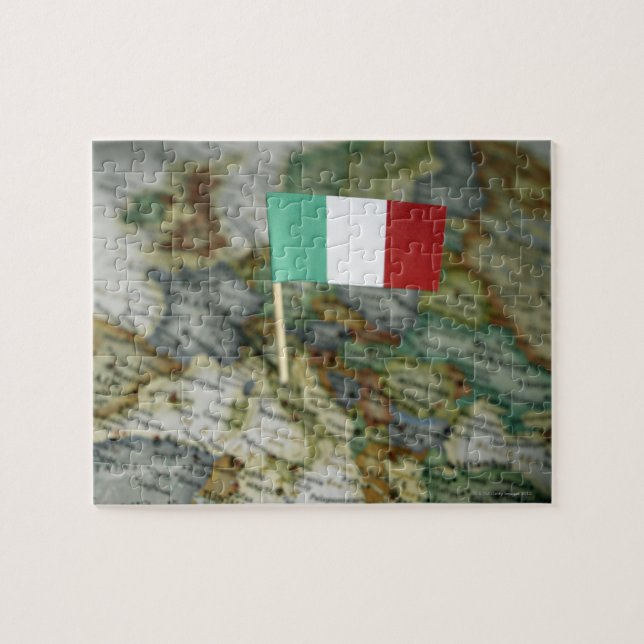 Italienska flagga i karta pussel (Horisontell)