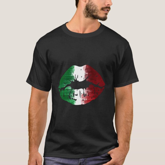 Italienska Flagga Kiss Me I är italienska Läppar T Shirt (Framsida)