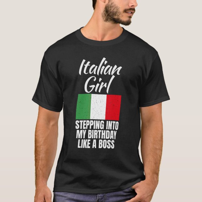 Italienska flickor som går in i min födelsedag som t shirt (Framsida)