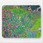 Italienska Garden, Gustav Klimt Musmatta<br><div class="desc">Gustav Klimt (14 juli, 1862 - 6 februari 1918) var en österrikisk symbolmålare och en av de mest framstående medlemmarna i Wien Secession-rörelsen. Klimt noteras för målningar, murar, skisser och andra föremål d'art. Förutom hans verk, som innefattar anklagelser och porträtt, målade han upp landskap. Klimt var bland konstnärer från Wienutträdet...</div>
