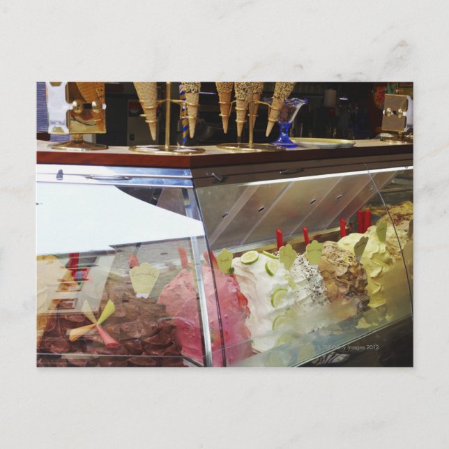 Italienska gelato i visning fodral vykort (Framsida)