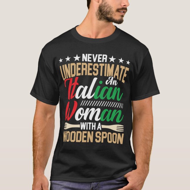 Italienska kvinnor med en trädespaon kuransk Mamma T Shirt (Framsida)