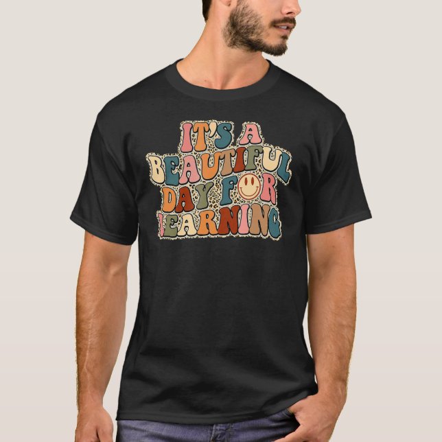 It's Beautiful Day For Learning Retro Teacher Stud T Shirt (Framsida)