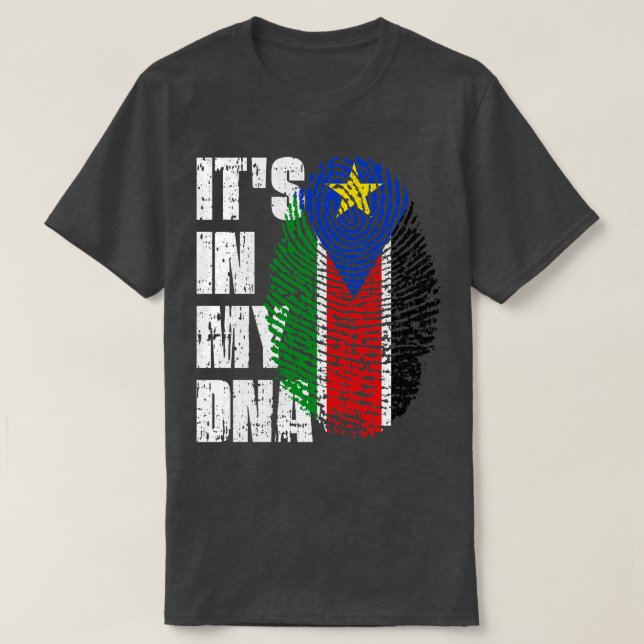 ITS I MIN DNA South Sudan Flagga Boy Gift T Shirt (Design framsida)