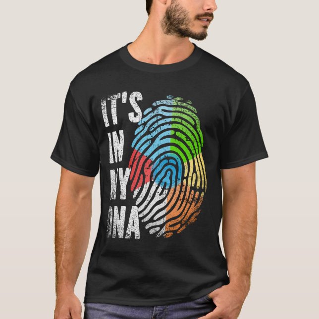 IT'S IN MY DNA Beach Ball Fingerprint T Shirt (Framsida)