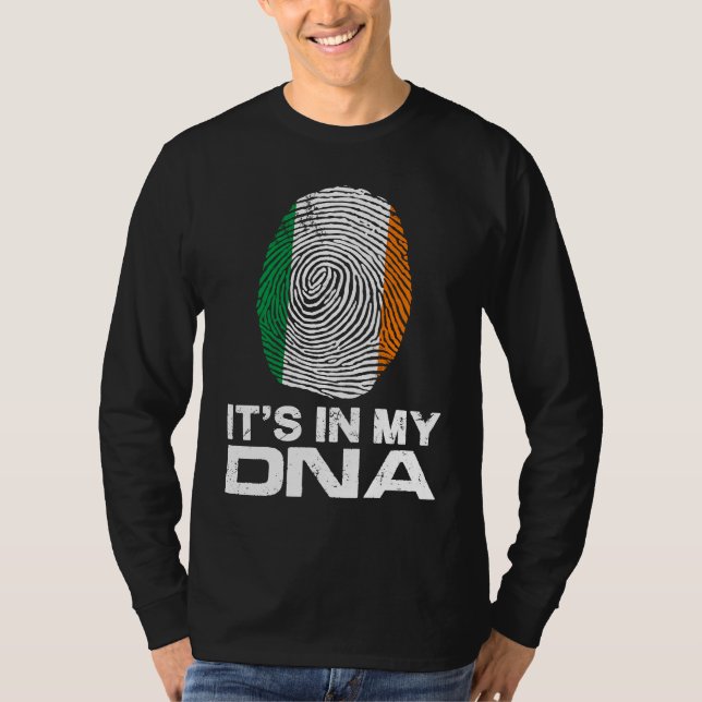 IT'S MY DNA IN Flag National Pride Fingerprint Ire T Shirt (Framsida)