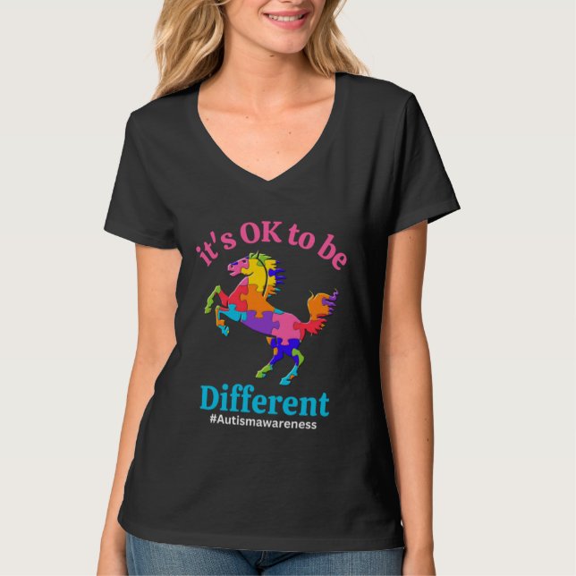 Its Ok To Be Different Autism Awareness Acceptance T Shirt (Framsida)