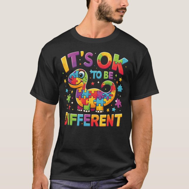 Its Ok To Be Different Autism Awareness Cute T Rex T Shirt (Framsida)