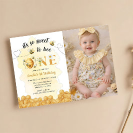 It's So Sweet To Bee Photo 1st Birthday Invitation Inbjudningar