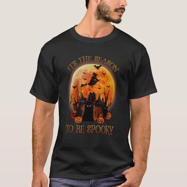 Its The Seasson To Be Spooky  Black Cat Halloween  T Shirt (Framsida)