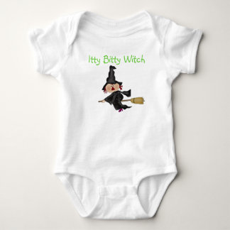 Itty Bitty Witch Tshirts och Gifts