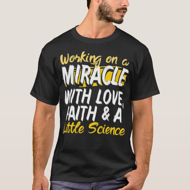 IVF Survivor Warrior Miracle Transfer Day Infertil T Shirt (Framsida)