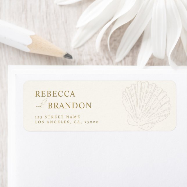 Ivory & Gold Hand Drawn Seashell Wedding Address Returadress Etikett (Insitu)