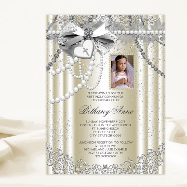 Ivory Pearl Kor Photo First Communion Inbjudningar (Pretty photo first communion, baptism and christening invitation.)