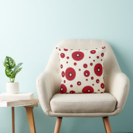 Ivory Red Dots Funky Whimsical Circle Pattern Kudde