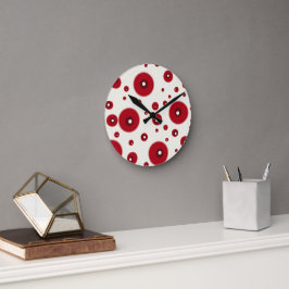 Ivory Red Dots Funky Whimsical Circle Pattern Rund Klocka