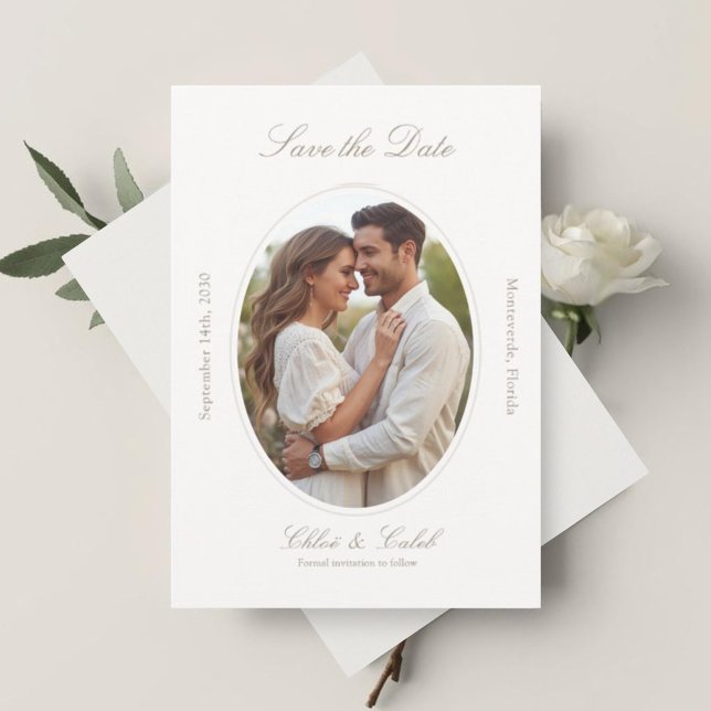 Ivory & Sand | Chic Script Bröllop Spara Datum Datumet (Skapare uppladdad)