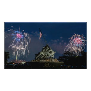 Iwo Jima Memorial under Fireworks den 4 juli Fototryck