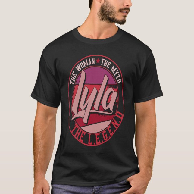 Iyla Dam i Myth the Legend T Shirt (Framsida)