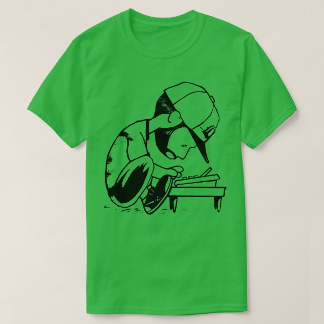 J Dilla Sketch Hat T Shirt (Design framsida)
