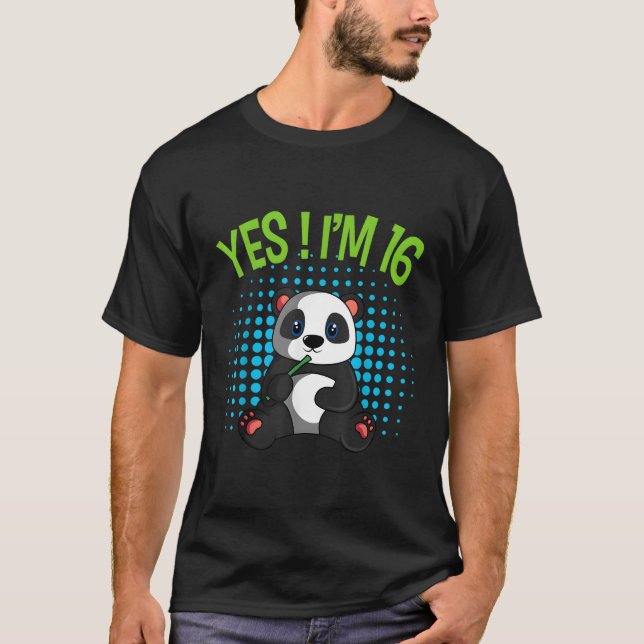 Ja, jag är 16 Panda Theme Bday Py Firande T Shirt (Framsida)