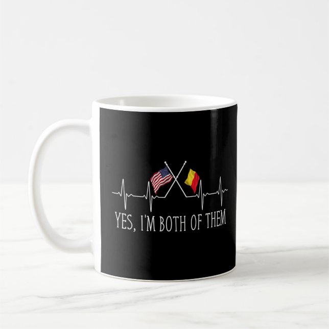 Ja, jag är båda två av dem, halv amerikan H Kaffemugg (Vänster)