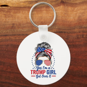 Ja, jag är en trump-flicka som tar över den nyckelring