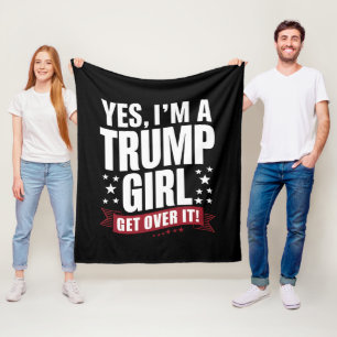 Ja, jag är en Trump-tjej, kom över det 2024 års va Fleecefilt