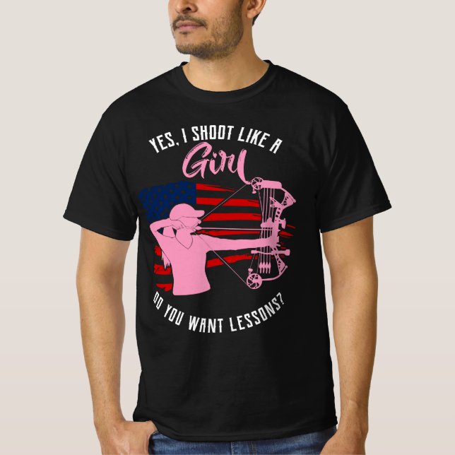Ja, jag skjuter som en flicka. t shirt (Framsida)