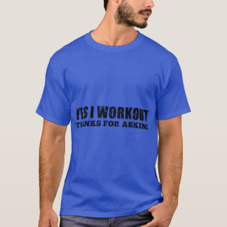 Ja, jag tränar tack för frågan pojke t shirt
