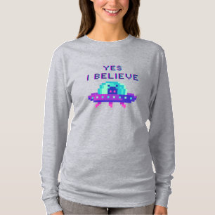 Ja jag tror på Alien Flying UFO rymdskepp Pixel Ar T Shirt
