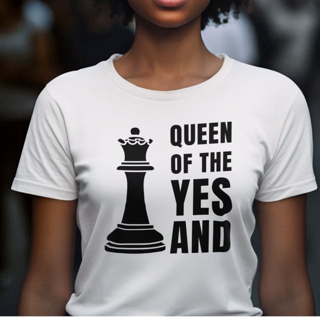 JA- OCH Roligt Improv T Shirt (Fun IMPROV Queen of the Yes And t-shirt for comedians and lovers of improvisation Great gift for her)
