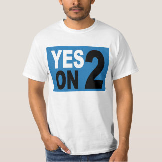 Ja på 2 medelT-tröjamanar Tee Shirt