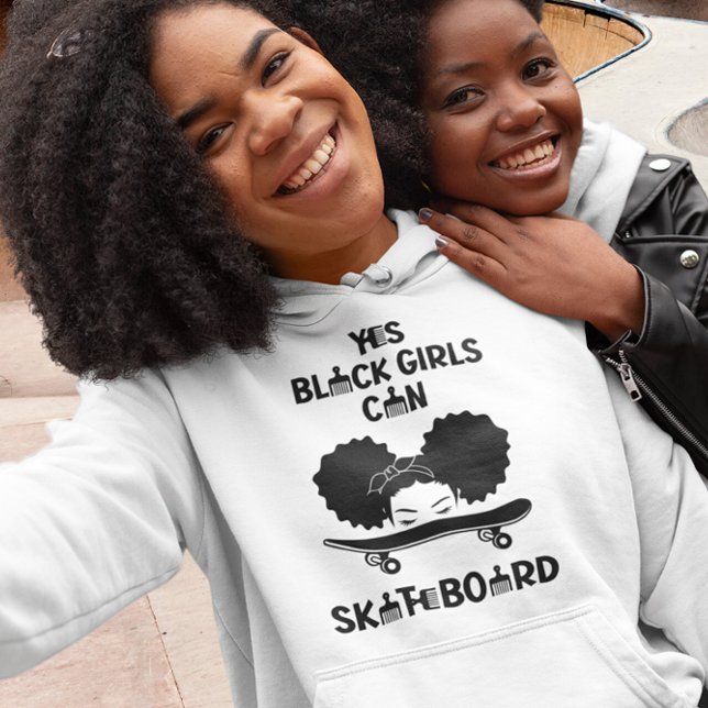Ja, svarta flickor kan Skateboard T Shirt (Skapare uppladdad)
