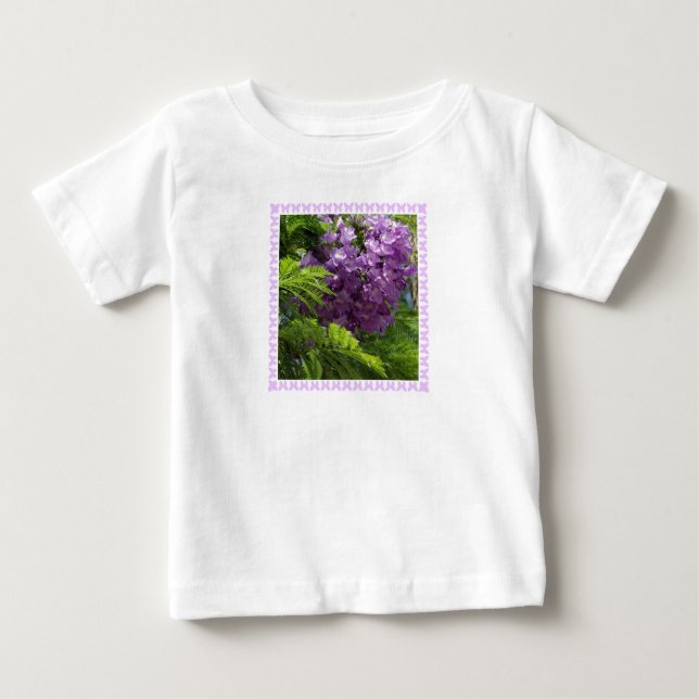 Jacaranda och Butterflies T-shirt (Framsida)