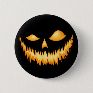 Jack o lantern i mörken med ett ont grinar 2 knapp