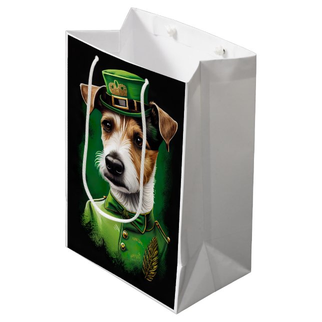 Jack Russell Hund i St. Patrick Dress (Framsidan Vinklad)