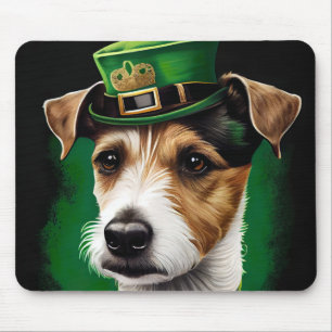 Jack Russell Hund i St. Patrick Dress Musmatta