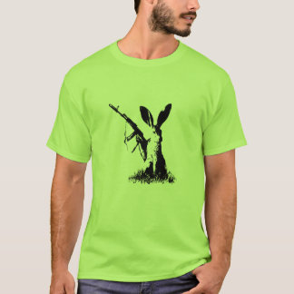 Jackrabbit med kalashnikoven AK-74 T-shirt