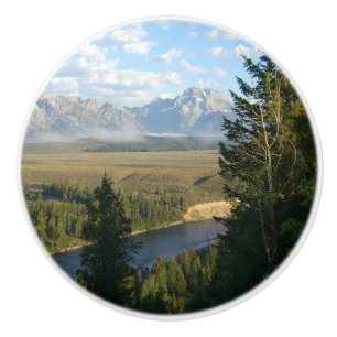 Jackson Hole-bergen och floden Knopp