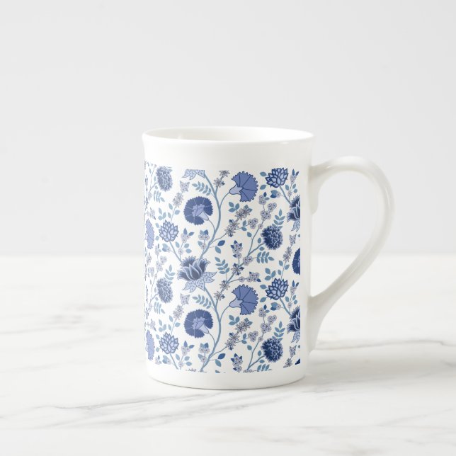 Jacobean Blommönster Blues on White Benporslin Mugg (Höger)