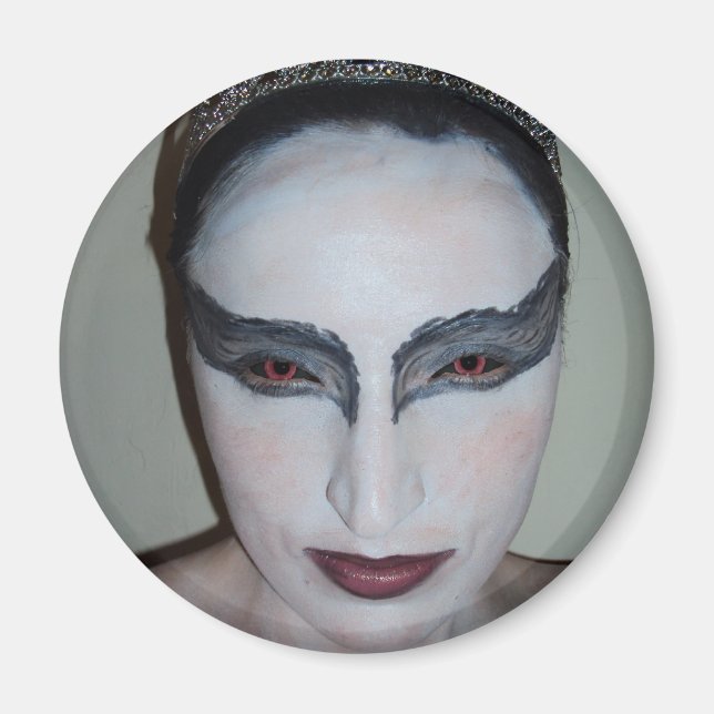 Jacqui B Black Svan Magnet (Framsidan)