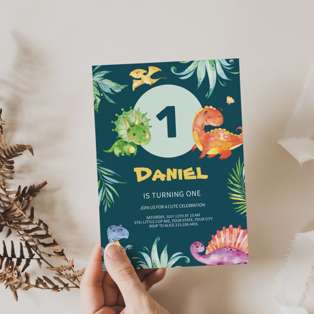 Jadlig Dinos Birthday-inbjudan Inbjudningar (Skapare uppladdad)