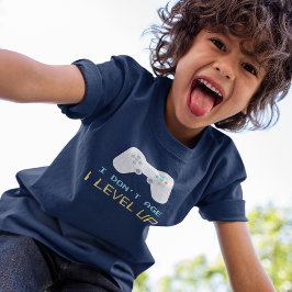 Jag åldras inte, jag går upp i nivå Födelsedagsfes T Shirt