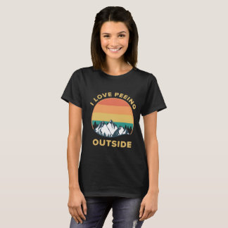 Jag älskar att kissa utomhus T-shirt, rolig campin T Shirt