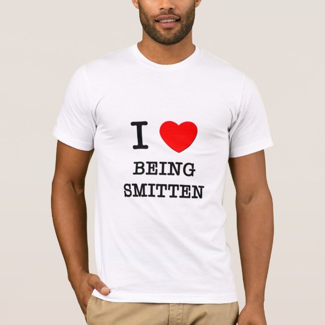 Jag älskar att slås t-shirt (Framsida)