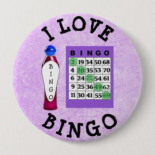 Jag älskar BINGO som purpurfärgade kort knäppas Knapp