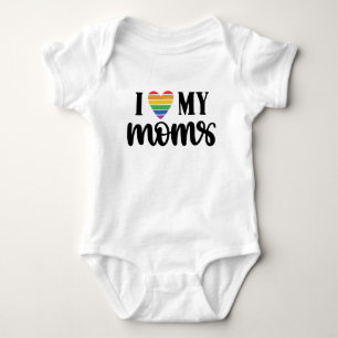 Jag älskar min mammas regnbågs hjärta t shirt