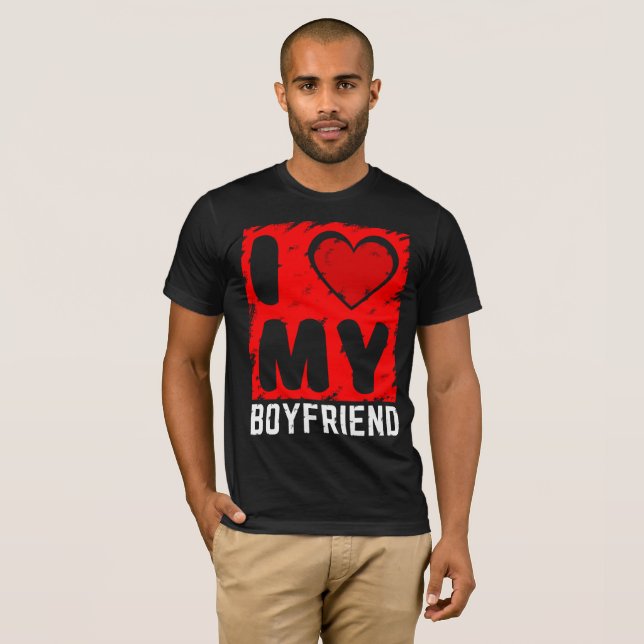 jag älskar min pojkvän T-Shirt (Hel framsida)