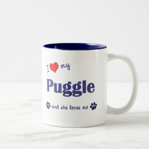 Jag älskar min Puggle (den kvinnliga hunden) Två-Tonad Mugg
